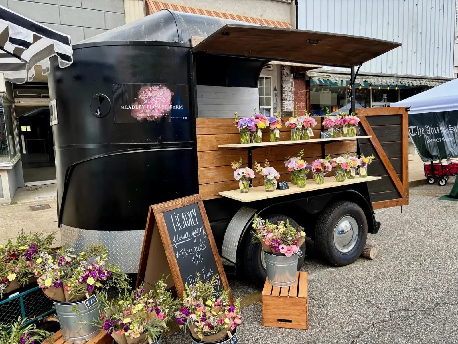 The Bloom Bar — live floral design at the expo
